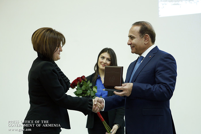 Վարչապետը ներկա է գտնվել ԵՊԲՀ-ի 95-ամյակին նվիրված նիստին