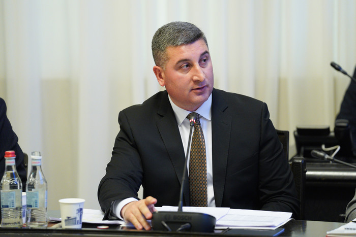 Կառավարությունը զարգացման նոր հնարավորություններ կստեղծի դեղագործական արդյունաբերության ոլորտի համար