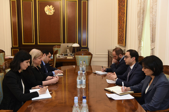 Փոխվարչապետ Տիգրան Ավինյանն ընդունել է Միացյալ Թագավորության դեսպանին