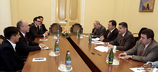Պաշտոնական լրահոս