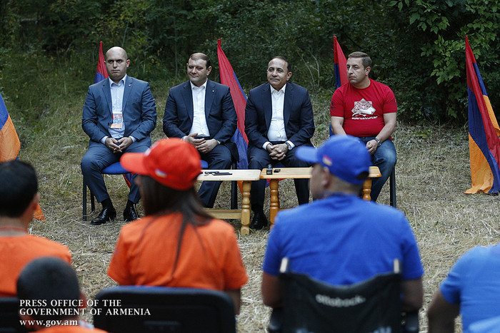 «Բազե» ամենամյա երիտասարդական հավաք. «Պետք է մեր ուժերը համախմբենք ու առաջ գնանք». ՀՀ վարչապետ