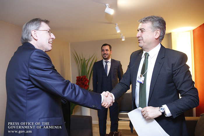 Վարչապետը Դավոսում հանդիպումներ է ունեցել  միջազգային խոշոր ընկերությունների ղեկավարների հետ