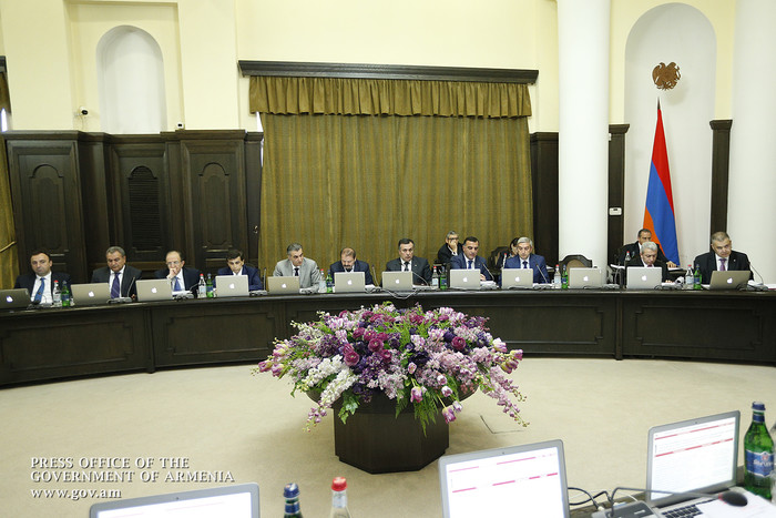 Դպրոցի տնօրենի ընտրության գործընթաց, սոցիալական ծառայությունների հասանելիություն, խնայված միջոցների 