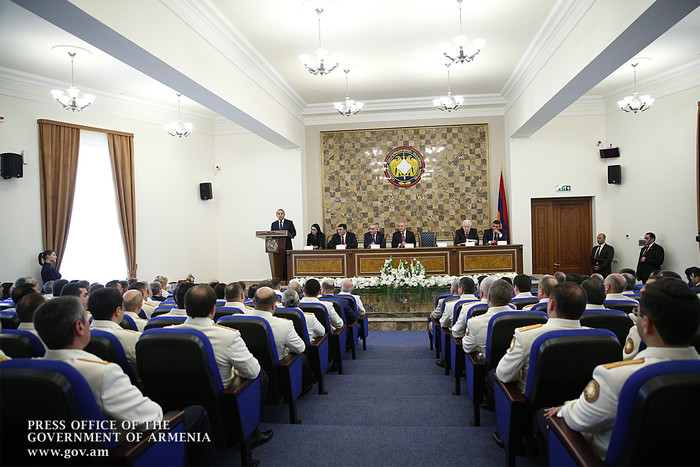 Վարչապետը շնորհավորել է ՀՀ քննչական կոմիտեի ծառայողներին մասնագիտական տոնի առթիվ