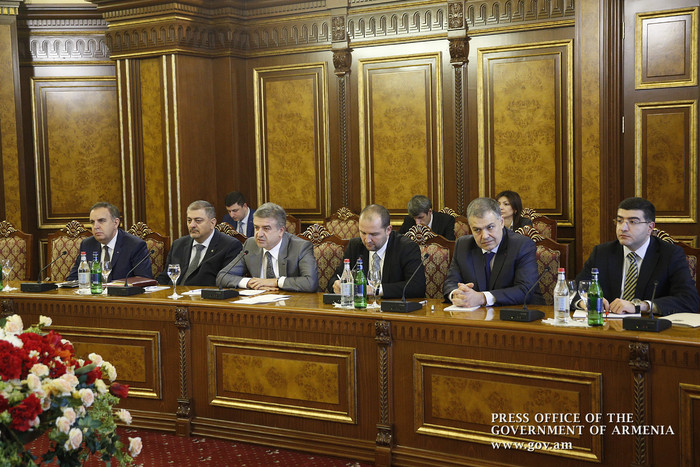 Վարչապետը ԵՄ անդամ պետությունների դեսպանների հետ քննարկել է ՀՀ-ԵՄ համագործակցության զարգացմանը վերաբ