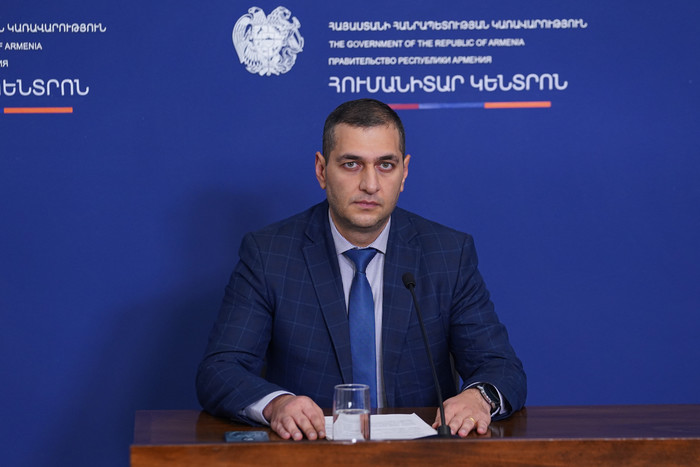 Մանրամասներ են ներկայացվել ԼՂ-ից բռնի տեղահանված անձանց մայրության նպաստի, ծննդյան միանվագ նպաստի և 