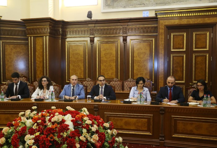 Փոխվարչապետ Տիգրան Ավինյանն ընդունել է Կալիֆոռնիայի փոխնահանգապետի գլխավորած պատվիրակությանը