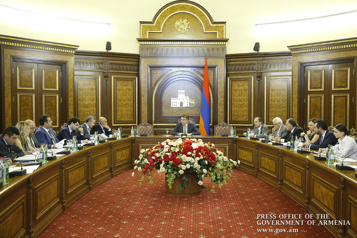 Կարեն Կարապետյանի մոտ քննարկվել է քաղաքաշինական և զբոսաշրջային նշանակություն ունեցող ծրագրերի ընթացք