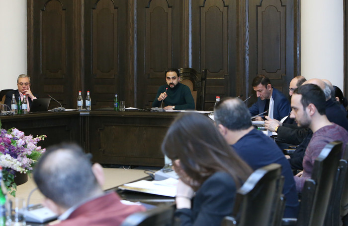 Կառավարությունում տեղի է ունեցել խորհրդակցություն կորոնավիրուսի տնտեսական ազդեցությանը հակազդելու վե