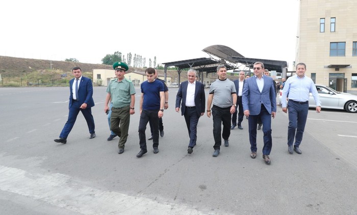 Փոխվարչապետ Մհեր Գրիգորյանն այցելել է Բագրատաշենի սահմանային անցման կետ