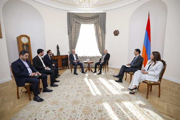 Փոխվարչապետ Մհեր Գրիգորյանն ընդունել է ԻԻՀ փոխնախագահին