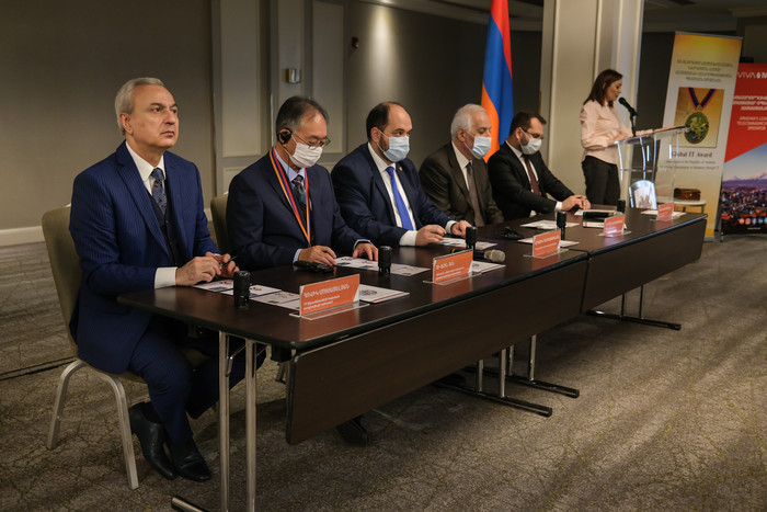 ՏՏ ոլորտում Հայաստանն ունի ասելիք և անելիք. Արայիկ Հարությունյանը հանձնել է ՏՏ ոլորտում համաշխարհայի