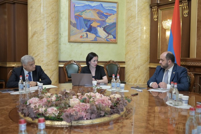 Արայիկ Հարությունյանի գլխավորությամբ տեղի է ունեցել «Ակադեմիական քաղաք» հիմնադրամի հոգաբարձուների խո