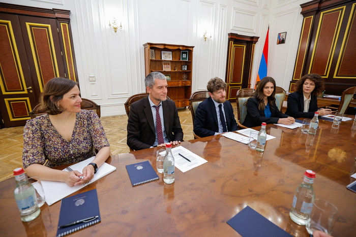 Փոխվարչապետ Տիգրան Խաչատրյանն ընդունել է ԶՖԳ ընդլայնման և եվրոպական հարևանության հարցերով տարածաշրջա