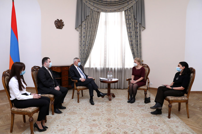 Փոխվարչապետ Մհեր Գրիգորյանն ընդունել է Հայաստանում ամերիկյան համալսարանի նախագահին