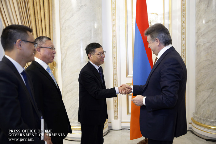 Կարեն Կարապետյանն ընդունել է Չինաստանի դեսպանին և «Սինոհիդրո» ընկերության փոխնախագահին