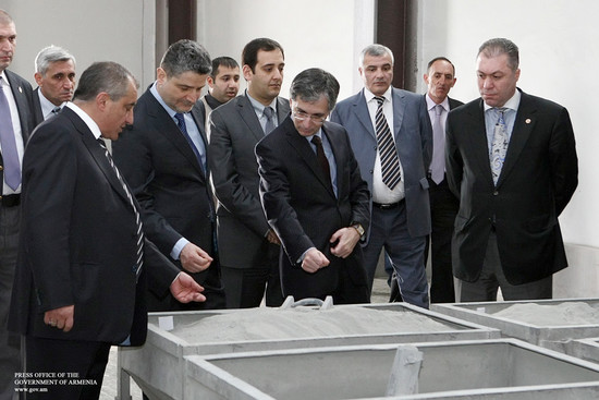 Վարչապետը ծանոթացել է արդյունաբերական ընկերության գործունեությանը և հետագա ծրագրերին