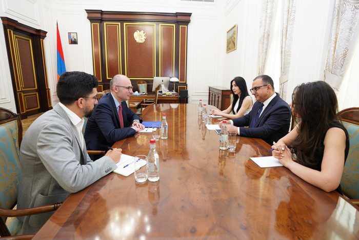 Փոխվարչապետ Տիգրան Խաչատրյանն ընդունել է ԵՆԲ Հարավային Կովկասի տարածաշրջանային ներկայացուցչության ղե