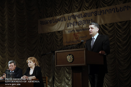 Վարչապետը մանրամասներ է ներկայացրել հայրենական ապրանքարտադրողներին՝ ՄՄ-ին անդամակցության աշխատանքներ