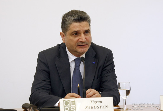 Բրյուսելում վարչապետը պատասխանել է քաղաքագետներին և  լրագրողներին հետաքրքրող հարցերին
