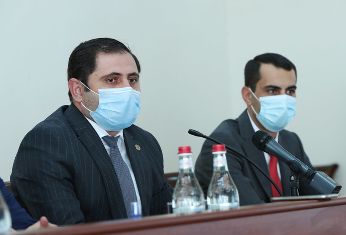 Փոխվարչապետ Սուրեն Պապիկյանը ներկայացրել է Գեղարքունիքի նորանշանակ մարզպետ Կարեն Սարգսյանին