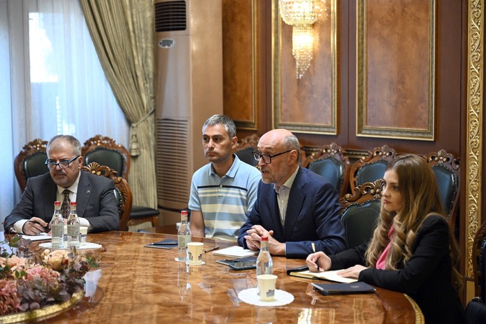 Արայիկ Հարությունյանն ընդունել է «ԱՅ ԷՖ Ի ԷՍ» կազմակերպության հայաստանյան գրասենյակի տնօրեն Ժերոմ Լե