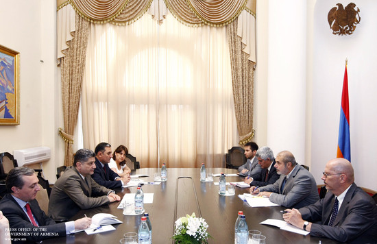 Վարչապետն ընդունել է Ֆիլիպ Լըֆորին