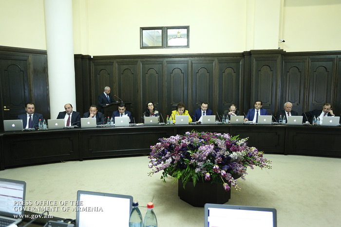 Վարչապետը հորդորել է լինել հետևողական դեղերի շուկայում գնագոյացման գործընթացների նկատմամբ