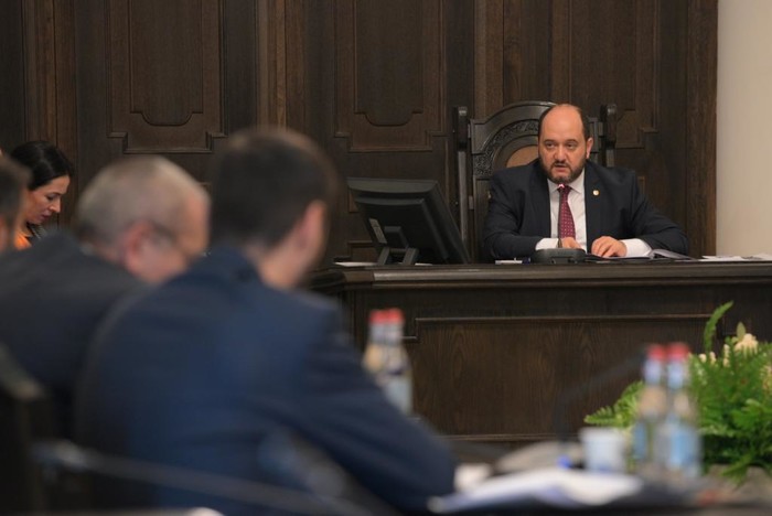 Արայիկ Հարությունյանի գլխավորությամբ քննարկվել են ծանրամարտի Եվրոպայի մեծահասակների առաջնության անցկ
