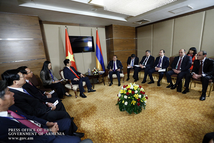Վարչապետը երկկողմ հանդիպումներ է ունեցել