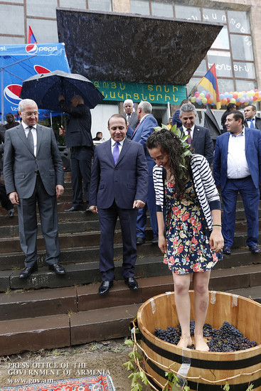 Հովիկ Աբրահամյանն այցելել է Վայոց ձորի մարզի Ռինդ համայնք