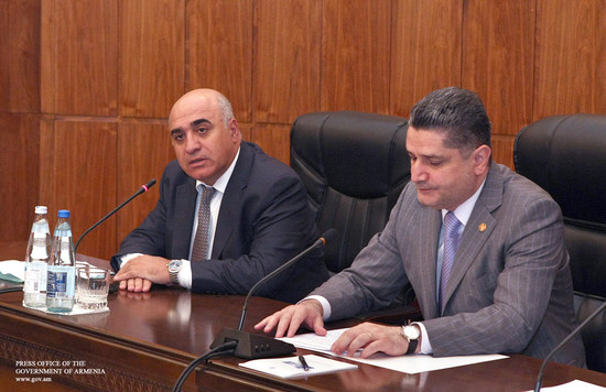 Վարչապետն ընդունել է Հայաստանի արդյունաբերողների և գործարարների միության անդամներին