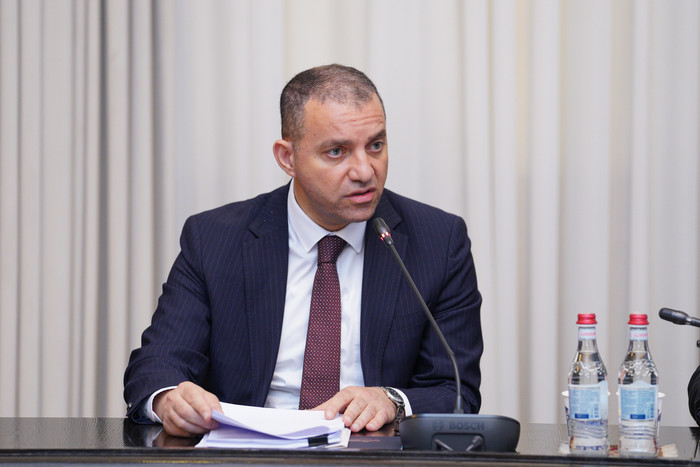 Կառավարությունը զարգացման նոր հնարավորություններ կստեղծի դեղագործական արդյունաբերության ոլորտի համար