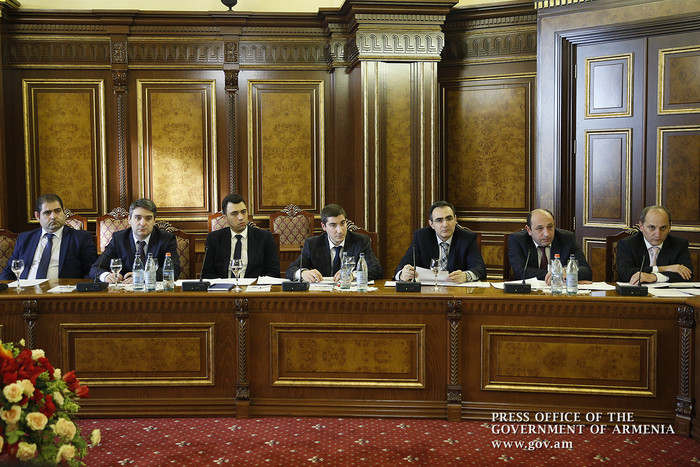 Վարչապետի գլխավորությամբ շարունակվում են ՀՀ Հարկային նոր օրենսգրքի քննարկումները