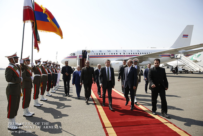 Մեկնարկել է ՀՀ վարչապետի պաշտոնական այցն ԻԻՀ. Կարեն Կարապետյանը և Էսհաղ Ջահանգիրին քննարկել են երկկո