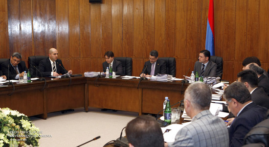 Սկսվել է ՀՀ նախարարությունների 2010թ. գործունեության հաշվետվությունների քննարկումը