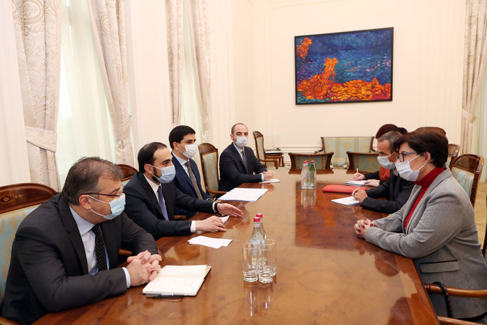 Փոխվարչապետ Տիգրան Ավինյանն ընդունել է ԿԽՄԿ ներկայացուցիչներին
