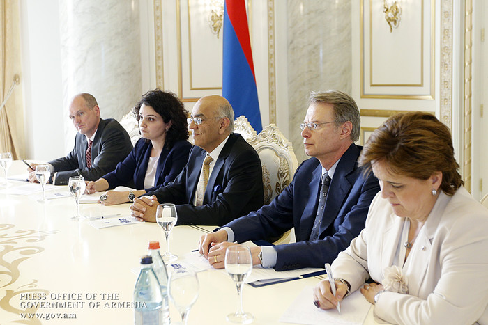 Վարչապետն ընդունել է ԱՄՀ Մերձավոր Արևելքի և Կենտրոնական Ասիայի վարչության տնօրենին