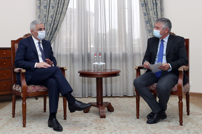 Փոխվարչապետ Մհեր Գրիգորյանը հանդիպումներ է ունեցել ԱԶԲ գործընկերների հետ