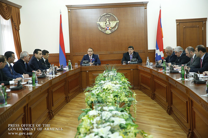 Ստեփանակերտում կայացել է ՀՀ և ԼՂՀ վարչապետների հանդիպումը