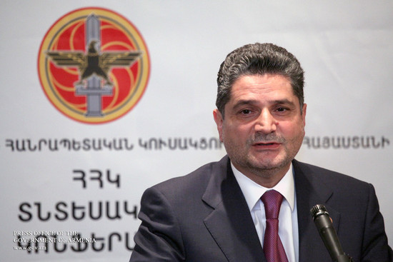 ՀՀԿ տնտեսական կոնֆերանսի ժամանակ ՀՀ կառավարության ղեկավարը պատասխանել է լրագրողների հարցերին