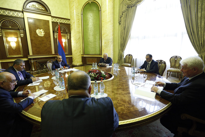 Հովիկ Աբրահամյանն ընդունել է «Գազպրոմ» ընկերության վարչության նախագահի տեղակալին