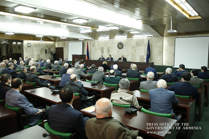 Կարեն Կարապետյան. «Մեր հիմնական կապիտալը՝ մարդը, պետք է լինի կիրթ և գրագետ»