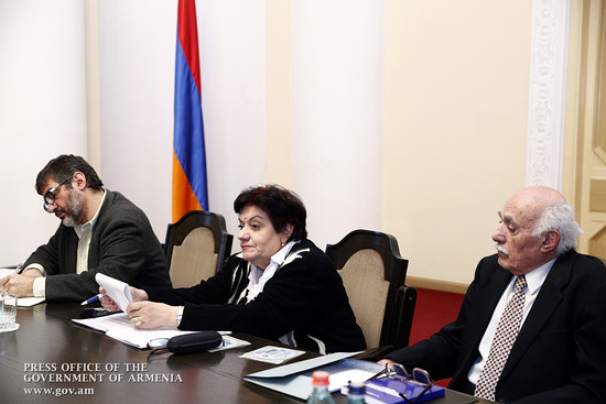 Վարչապետն ընդունել է բնապահպանական ոլորտի մասնագետներին