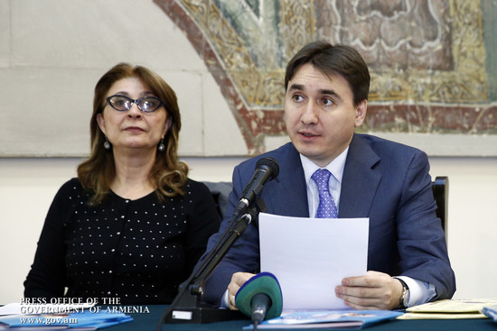 Կայացել է ՀՀ վարչապետին կից կանանց խորհրդի հանդիսավոր նիստը
