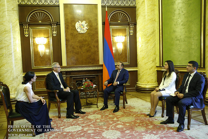 Վարչապետն ընդունել է ՀՀ-ում Գերմանիայի նորանշանակ դեսպանին