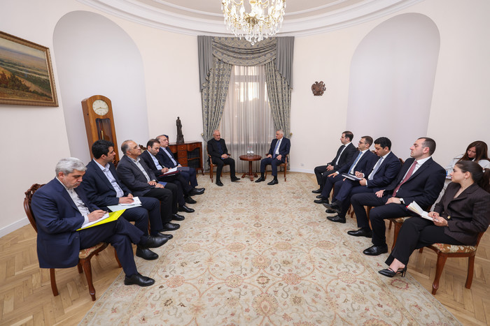 Փոխվարչապետ Մհեր Գրիգորյանն ընդունել է ԻԻՀ նախագահի տեղակալին