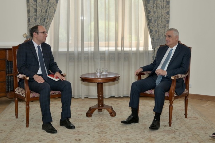 Փոխվարչապետ Մհեր Գրիգորյանը հրաժեշտի հանդիպում է ունեցել ԱՄՀ մշտական ներկայացուցչի հետ