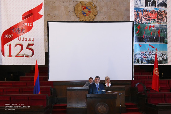 Ավանդական կուսակցությունները մեր ժողովրդի ազգային հարստությունն են. ՀՀ վարչապետ