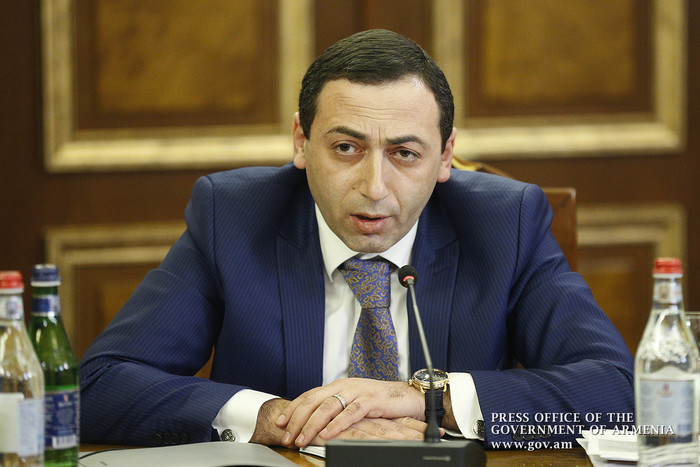 Սեփական եկամուտների աճ ապահոված համայնքների ղեկավարների հետ վարչապետը քննարկել է զարգացման նոր ծրագր